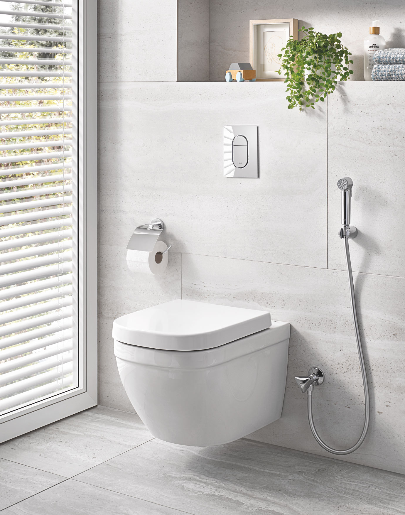 Grohe Euro Ceramic 39554000 Унитаз подвесной с сиденьем и крышкой SoftClose