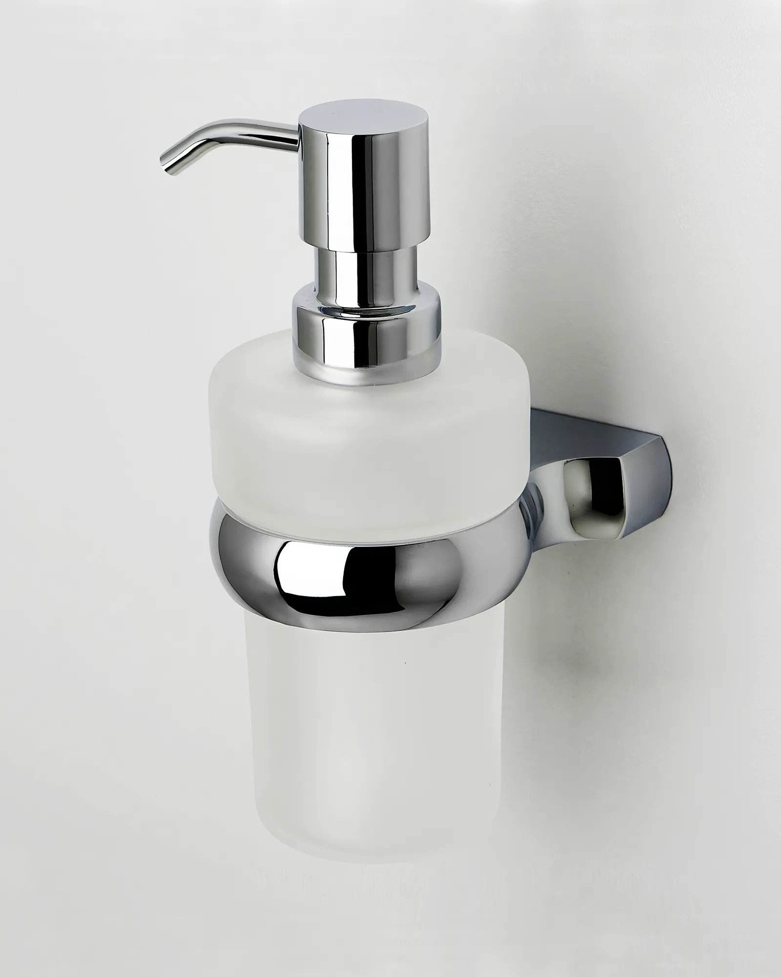 WasserKraft Berkel K-6899 Диспенсер для жидкого мыла настенный