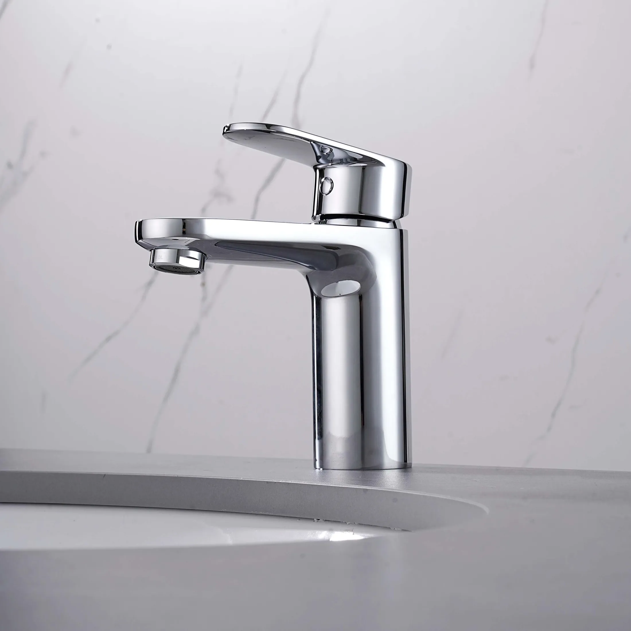 Aquatek Ника AQ1810CR Смеситель для раковины (хром)