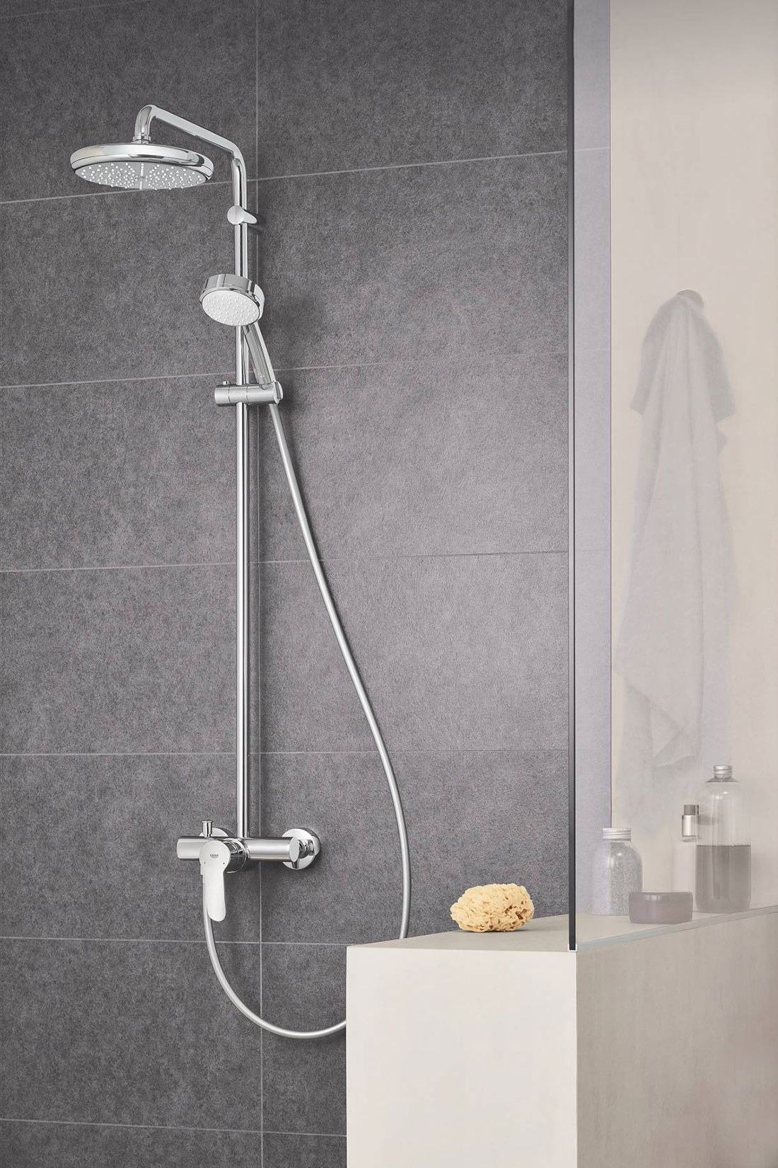 Grohe Tempesta Cosmopolitan 26224 001 Душевая система со смесителем (верхний душ Ø210 мм)