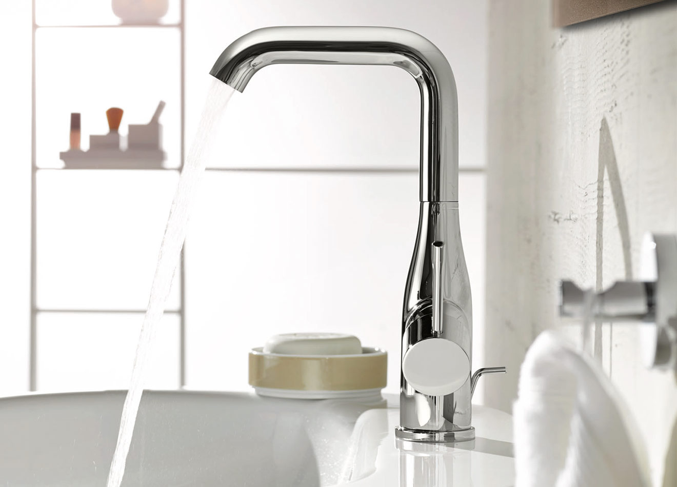 Grohe Essence+ 32628 001 Смеситель для раковины высокий (L-Size)